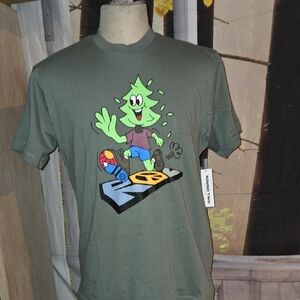 Round Two NWT Small Graphic T-shirt